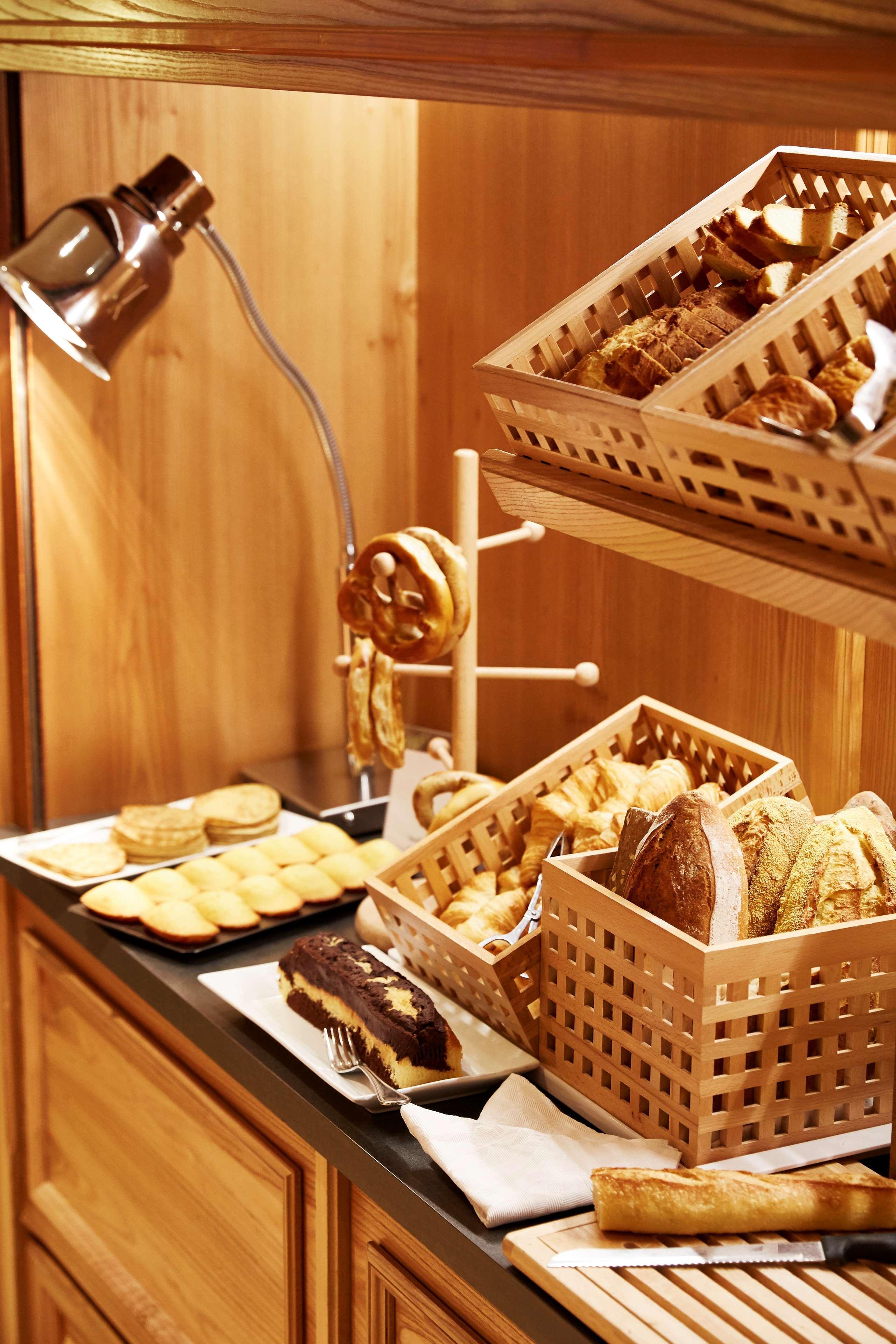 Best Western Plus Au Cheval Blanc A Mulhouse Baldersheim Ngoại thất bức ảnh
